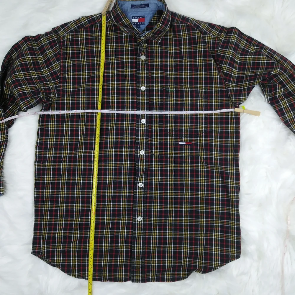 3/25$‎ Tommy button top durable plaid long sleeve